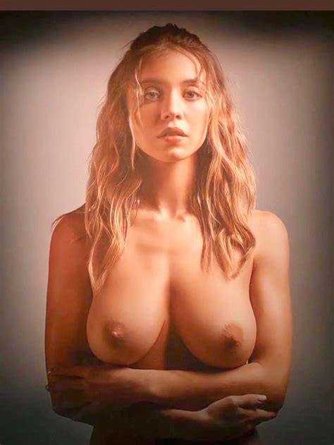 Sydney Sweeney Exposing Massive Big Natural Tits And Nipples Celeblr