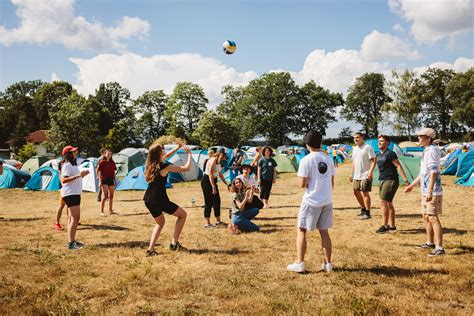 Wahasz Si Czy Zorganizowa Grup Na Festiwal Ycia Przeczytaj