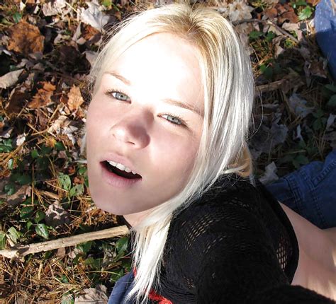 Jeunette Blondinette Ne Pense Qu A Sucer Porn Pictures Xxx Photos Sex Images Pictoa