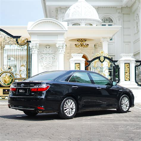 Toyota Camry Hybrid - Airport Transfer, Shuttle Bus Group, Tour, Car Rental