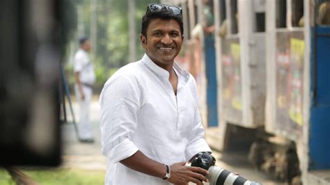 Puneeth Rajkumar Wallpapers - Top Free Puneeth Rajkumar Backgrounds ...