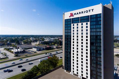 Baton Rouge Marriott - Baton Rouge Wedding Venues