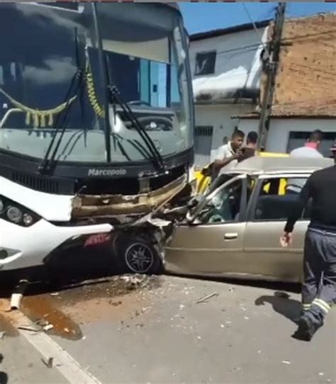 Duas Pessoas Morrem Em Acidente Entre Nibus E Carro Na Av Paulo