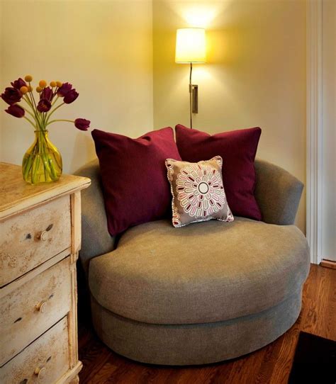 Small Couch For Bedroom: 10 Cozy And Comfortable Designs To Consider