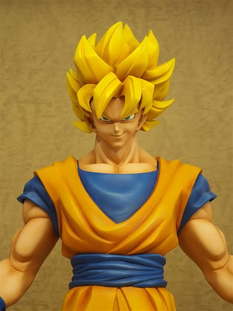 Buy Dragon Ball Son Goku Super Saiyan Gigantic Series Hobby