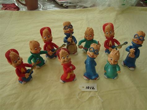 Alvin and the Chipmunks Figures (6) - Bodnarus Auctioneering