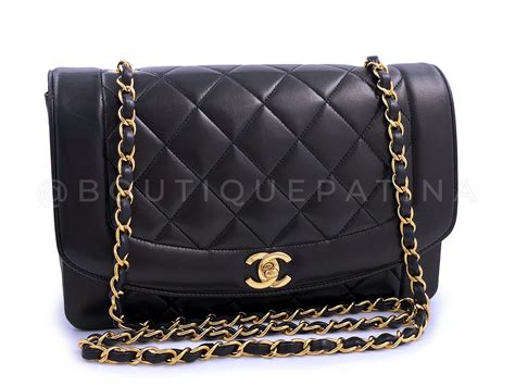 Pristine Chanel Vintage Black Medium Diana Flap Bag 24k Ghw Lambskin