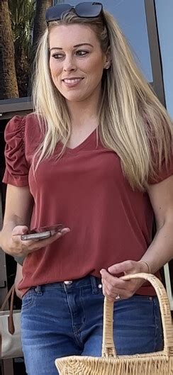 Tight Perky Blonde MILF Tight Jeans Forum