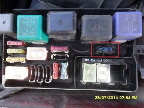 Где стоит реле на бензонасоса на тойоте - 81 фото