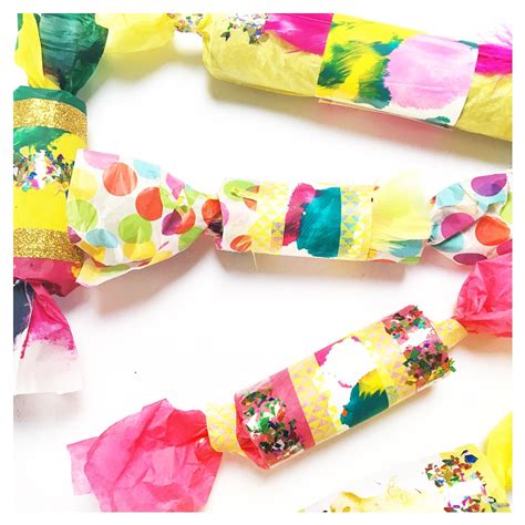 DIY Christmas Crackers Using Kids' Artwork - Oh Creative Day