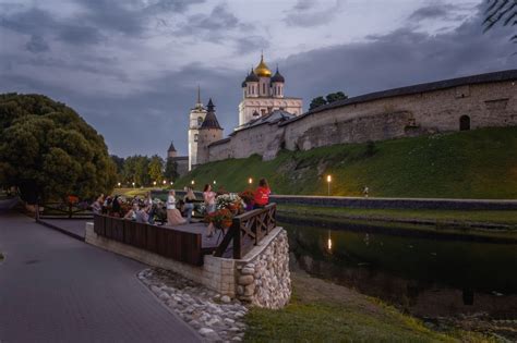 вечер в Пскове / лето, вечер, Псков