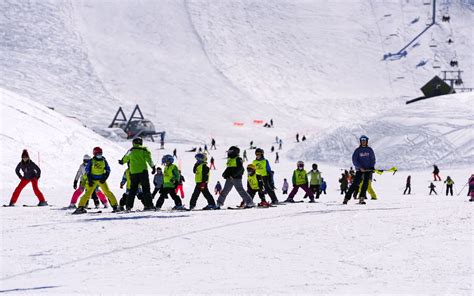 Skiing in Lebanon too steep for most with currency in freefall | Cyprus ...