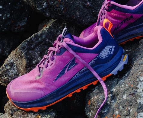 altra lone peak women 6