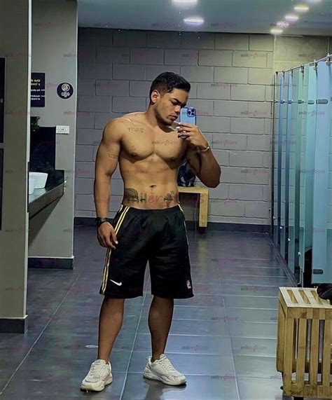 3219416896 PAREJA GAY MUY CALIENTE Y COMPLACIENTE SOMOS 2 VERGONES 100 MASCULINOS 24939706