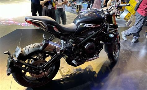 Se Present La Nueva Naked Deportiva Que Tiene Cv De Potencia