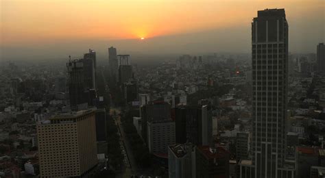 FMI recorta proyección de crecimiento del PIB de América Latina y el Caribe para 2025 Revista