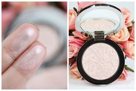 Dior Diorskin Nude Air Glowing Pink Illuminating Powder Dior Spring