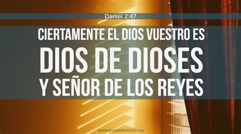 A Window With The Words Dios De Doses Y Seborde Los Reyess