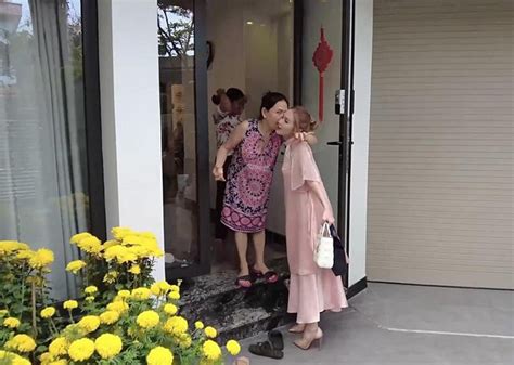 2 hot girl đình đám làm dâu nhà hào môn 18 tuổi lên xe hoa dùng bí quyết riêng để được nhà