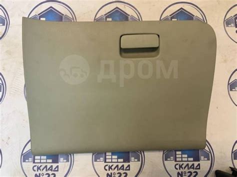 Купить Бардачок пассажирский Nissan Elgrand E51 VQ35DE 2003г в Барнауле ...
