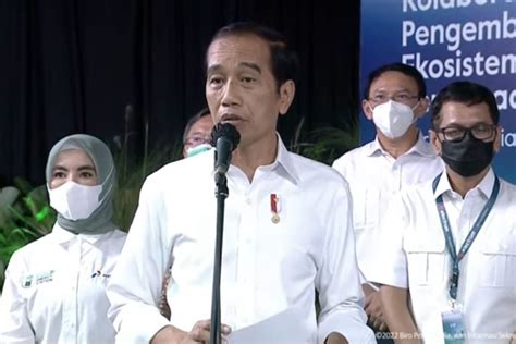 Jokowi Targetkan 2 Juta Motor Listrik Mengaspal Ingin RI Jadi Raja