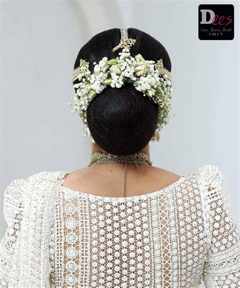 Pin By Preksha Pujara On Indian Low Bun Hair Styles Indian Bridal