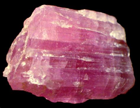 Рубеллит (малиновый турмалин), Rubellite, Rubellit, Rubellite • Mineral ...