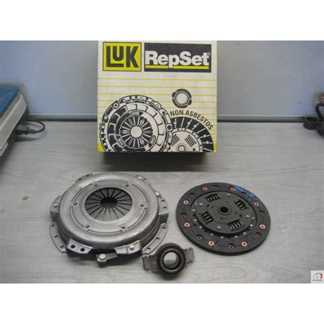 KIT EMBRAYAGE FIAT PANDA 141 UNO 146 LANCIA Y10 156