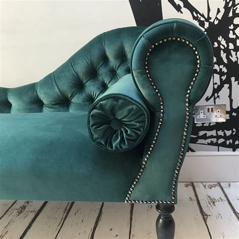 Large Emerald Green Velvet Chaise Longue | NapoleonRockefeller ...