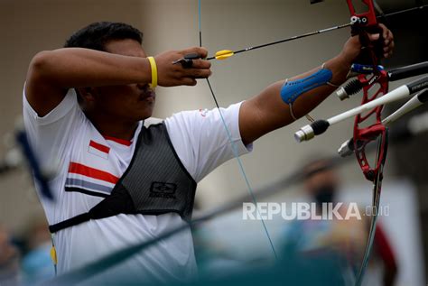 Atlet Panahan Indonesia Setiawan Berhasil Rebut Medali Emas Republika