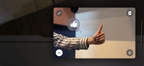 How to Use Hand Gestures to Trigger Reactions in FaceTime Video Calls