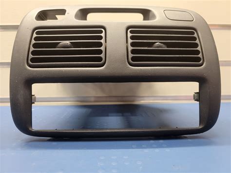 Toyota Corolla Center Dash Ac Air Vent Grille Radio Bezel Trim