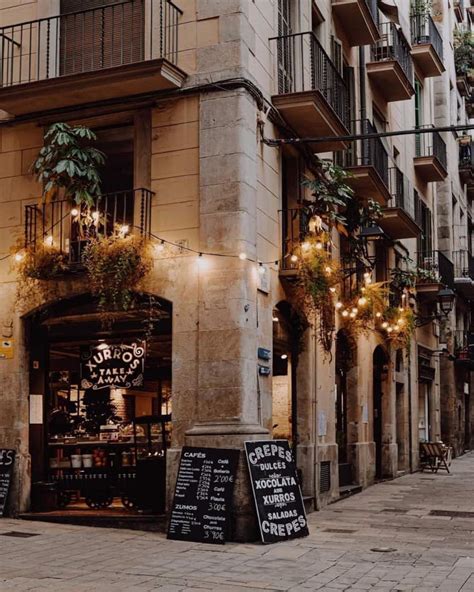 Guía Gay Barcelona Bares Discotecas Hoteles Playas Cruising