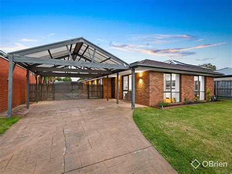 Transport Directions to 11 Robin Warren Drive in Murdoch 7