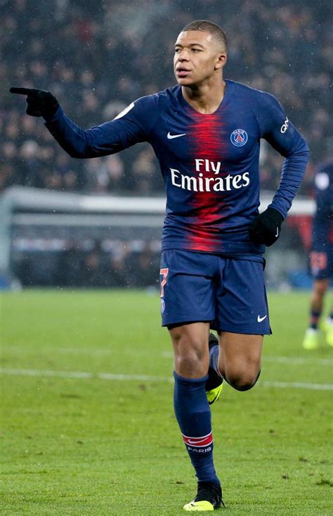 Psg Player Mbappe