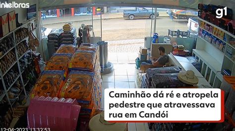 Caminh O D R E Atropela Pedestre Que Atravessava Rua Em Cand I V Deo