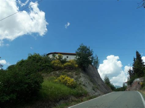 Itinerario Delle Chiese Campestri E Dei Calanchi In Valle Bormida Di