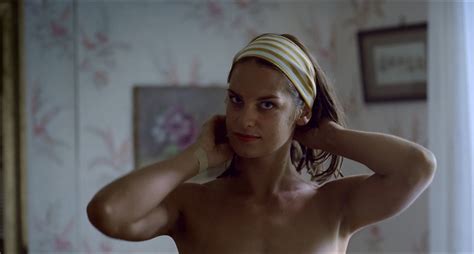 Naked Heidi Toini In Late Summer