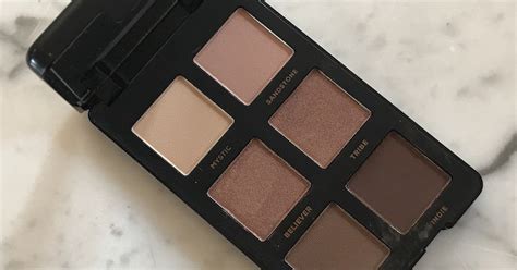 Lola S Secret Beauty Blog BareMinerals Gen Nude Neutral Eyeshadow Palette Review And Swatches