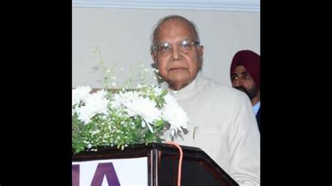 Punjab governor to tour border districts from Wednesday - Hindustan Times