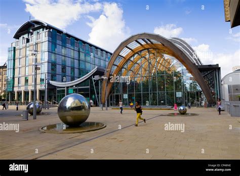 Sheffield St Pauls Gardens Hi Res Stock Photography And Images Alamy