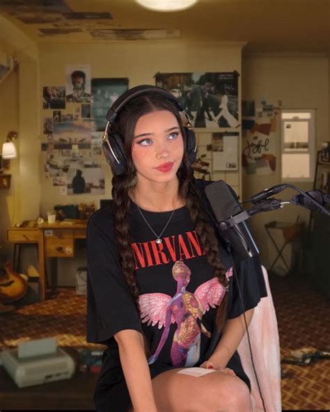 Lydia Violet Nude Bekijk De Meest Naakte Foto S G G