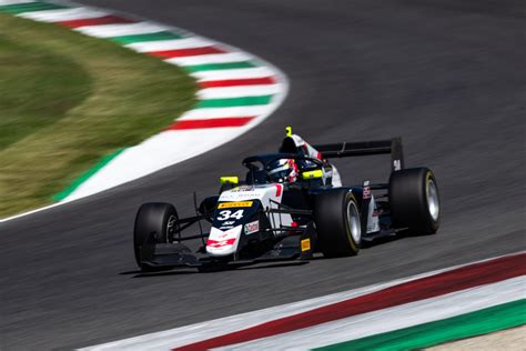 Stenshorne Secures Pole Position For The First Race At Mugello With