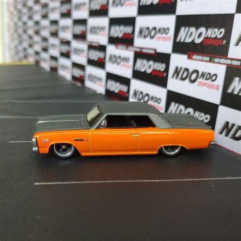 Jual Hot Wheels Chevy Malibu Orange Gray New Loose Hot Wheels Garage Pack Shopee