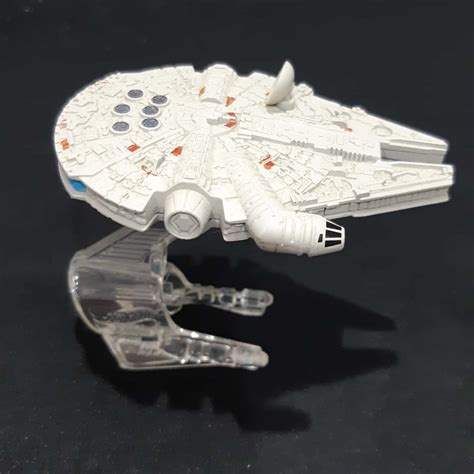 Hot Wheels Star Wars Starship Millennium Falcon S