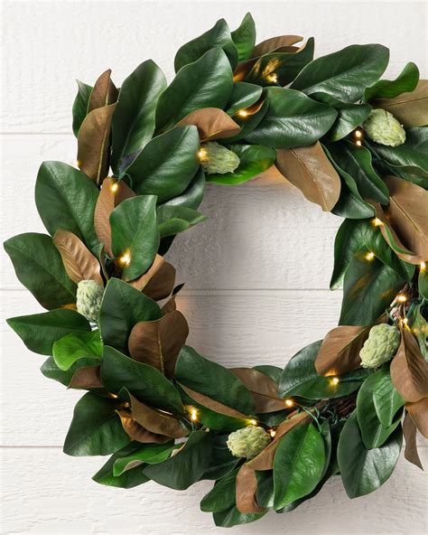 Artificial Christmas Wreaths | Balsam Hill