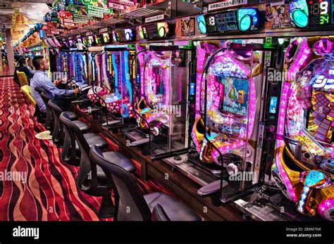 Japanese slot machines hi-res stock photography and images - Alamy