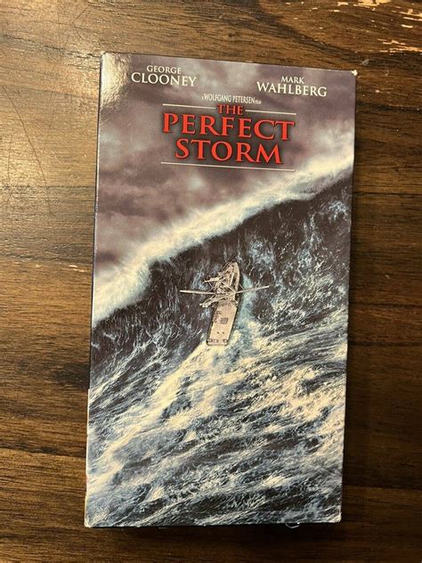 The Perfect Storm Vhs Video Tape Movie George Clooney Pg Warner