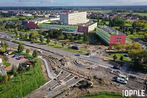 Budowa Ronda Na Skrzy Owaniu Al Witosa Z Al Solidarno Ci W Opolu