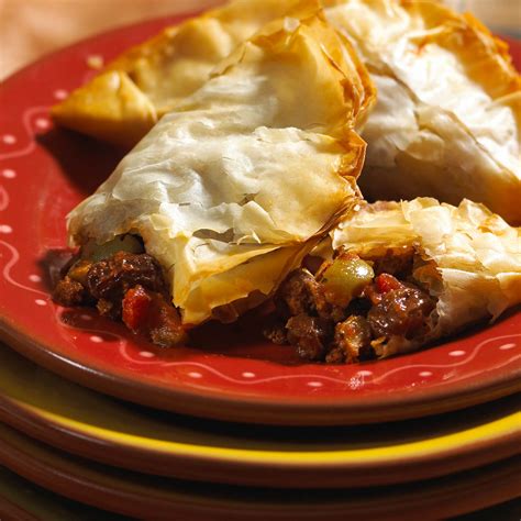 Sweet and Savory Argentine Empanadas - California Raisins